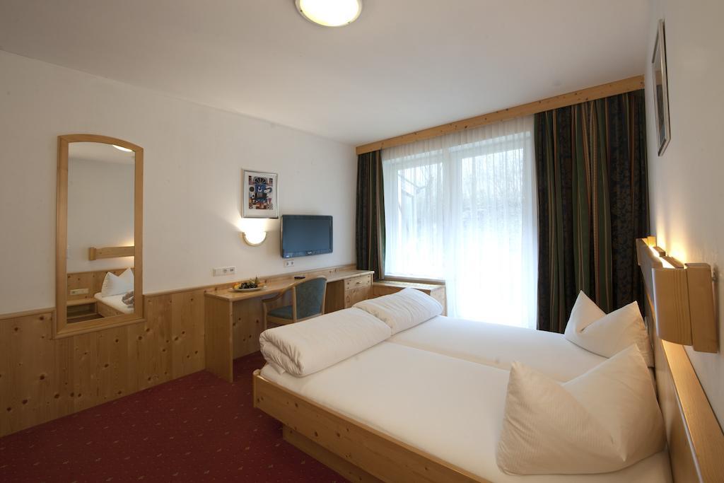 Hotel Bierwirt Innsbruck Quarto foto